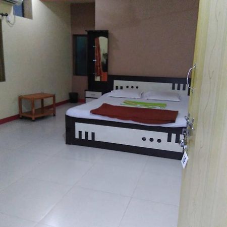 Sai Prasad Guest House Murūd Eksteriør bilde